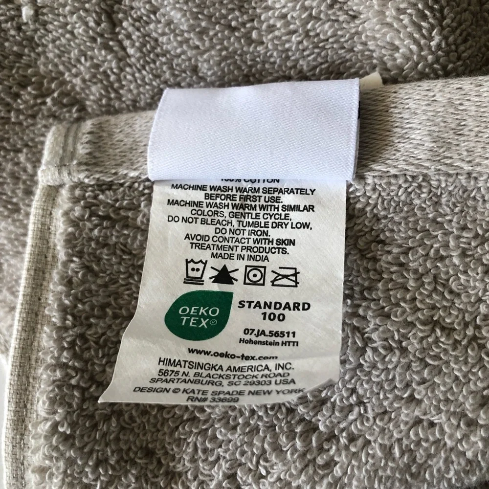 Kate spade 2 bath towels